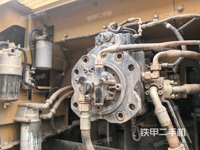 液壓泵室(大件艙室) 液壓泵室(大件艙室)