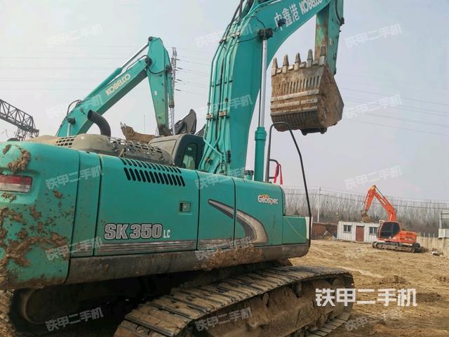 整機(jī)右后45°(整機(jī)外觀) 整機(jī)右后45°(整機(jī)外觀)