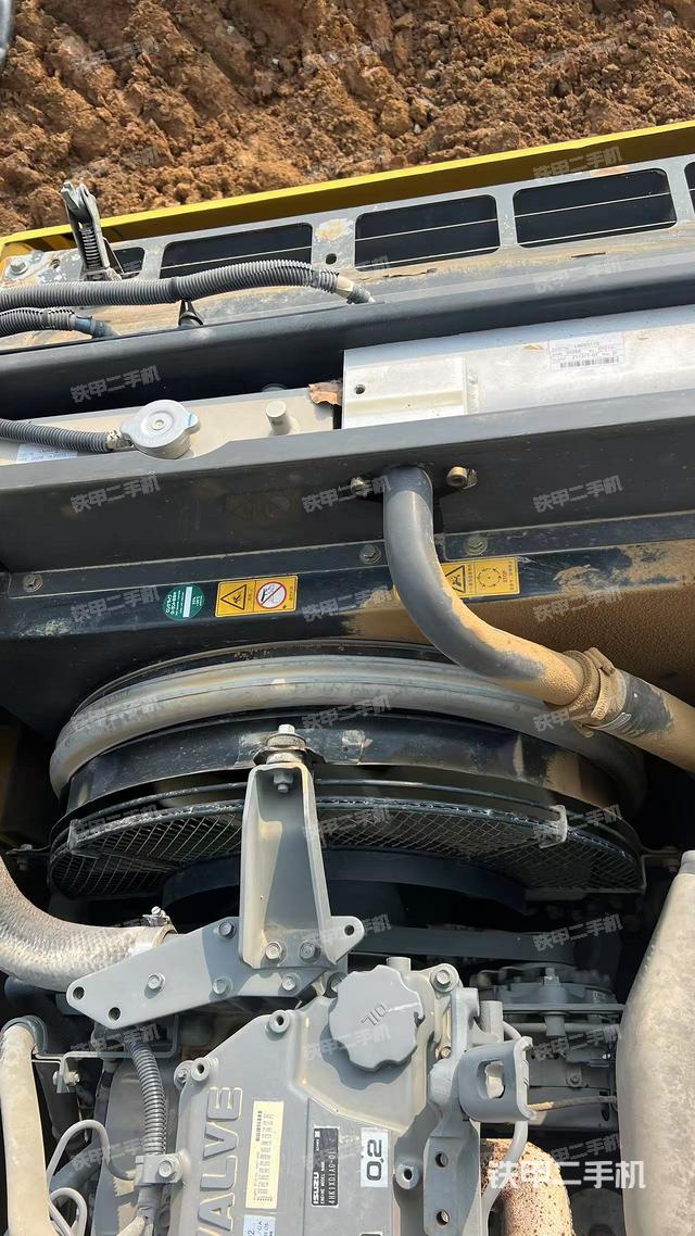 水箱+風扇特寫(上車部件) 水箱+風扇特寫(上車部件)