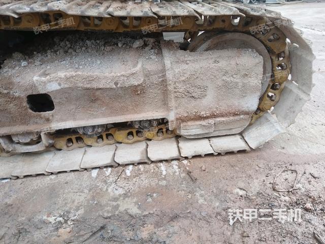 右導(dǎo)向輪（行走機(jī)構(gòu)）