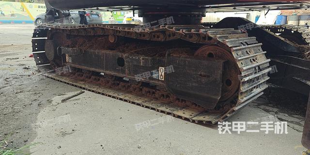 单侧履带整体（整机外观）