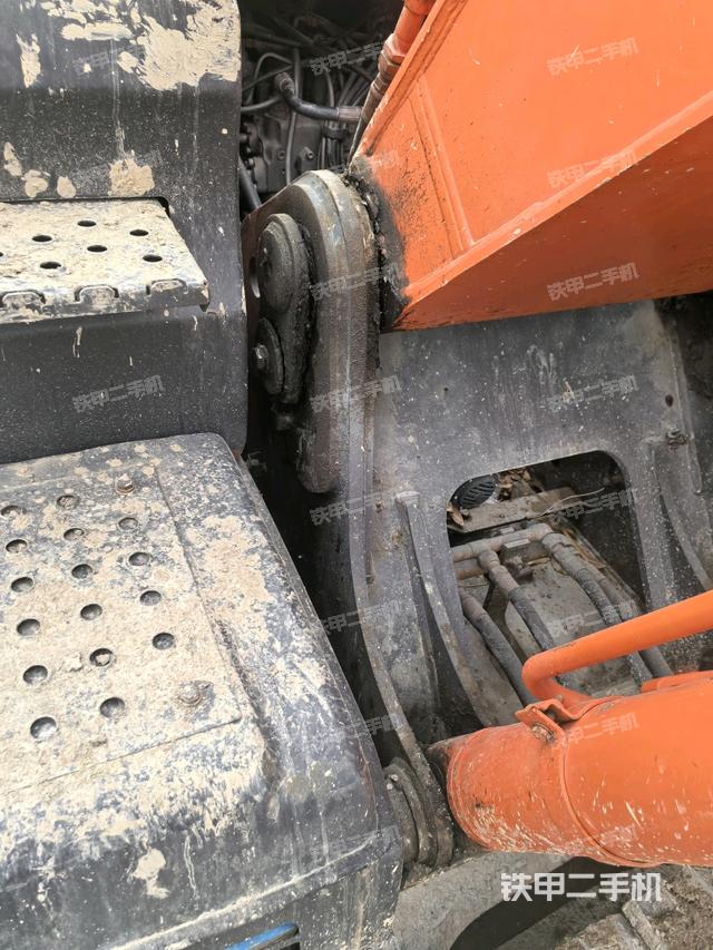 大臂根部?斜視（工作和回轉(zhuǎn)裝置）