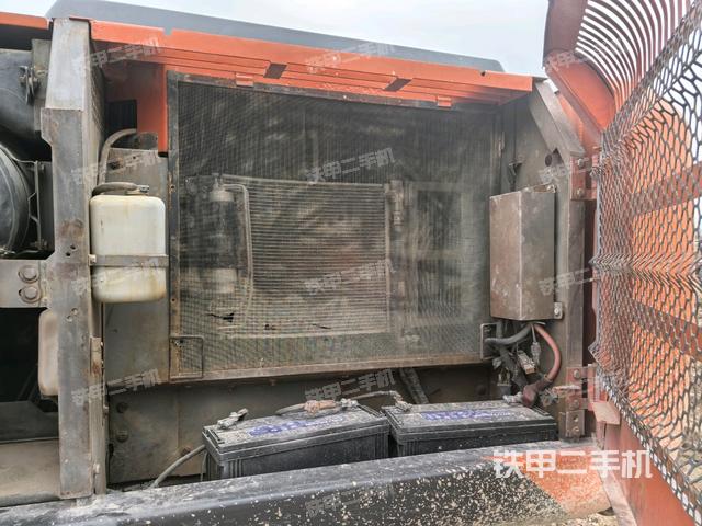 散熱器正面（大件艙室）