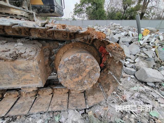 左導(dǎo)向輪（行走機(jī)構(gòu)）