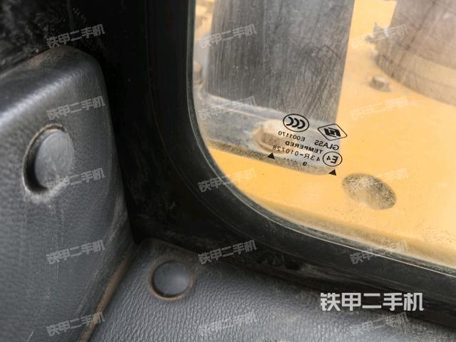 后窗玻璃角標(biāo)(駕駛室部分) 后窗玻璃角標(biāo)(駕駛室部分)