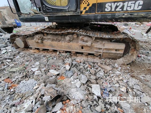 左側(cè)履帶整體?（行走機(jī)構(gòu)）