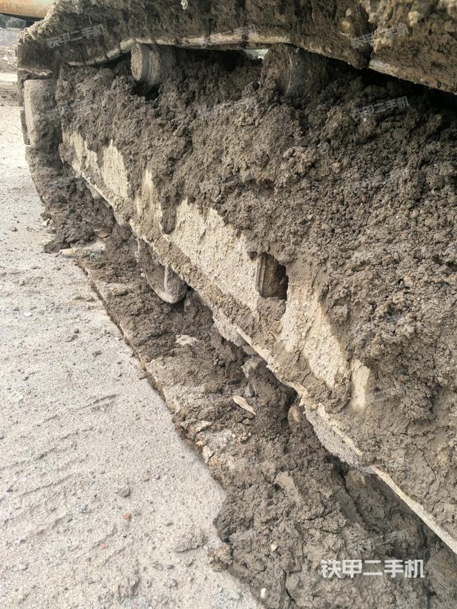 右側(cè)履帶整體（行走機(jī)構(gòu)）