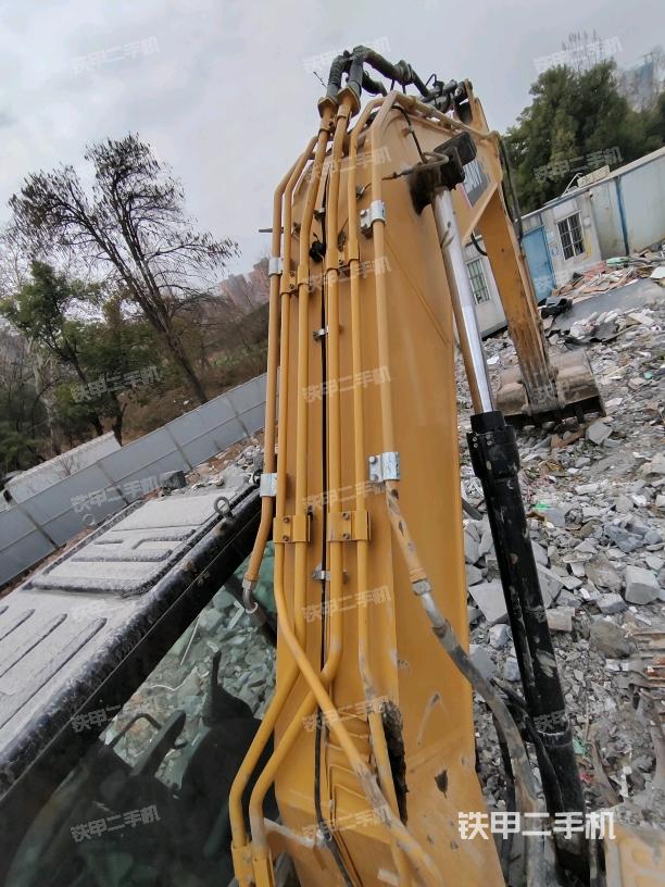 大臂背部俯視（工作和回轉(zhuǎn)裝置）