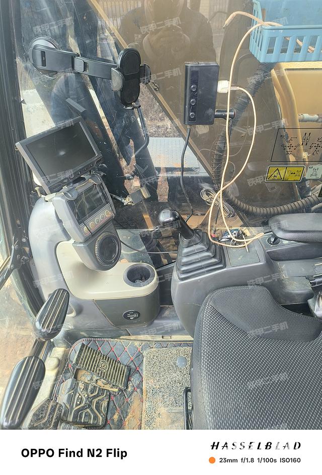 驾驶室整体（整机外观）