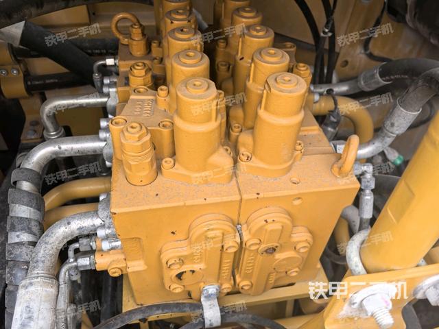 分配閥（上車部件）