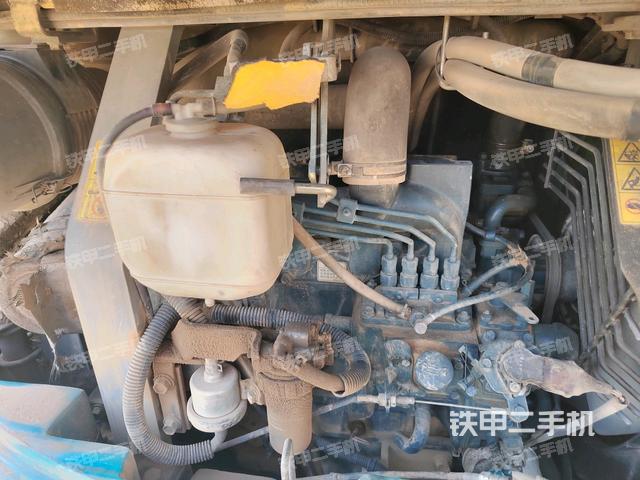 發(fā)動機(jī)整體俯視（整機(jī)外觀）