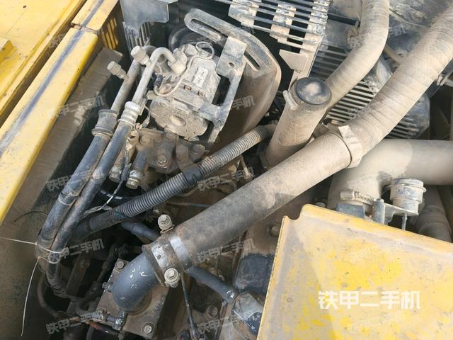 小松PC130-7挖掘机的设备实拍-第35张实拍照片