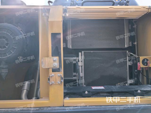 液壓泵室（大件艙室）