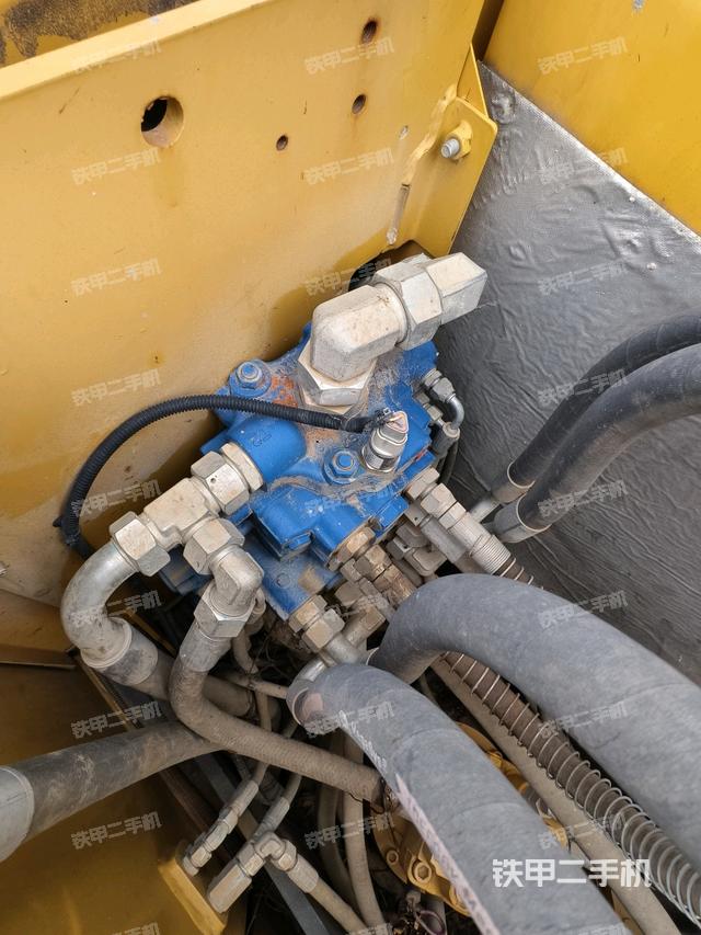 分配閥（上車部件）