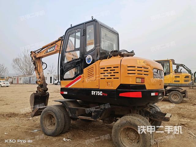 整機(jī)右后45°(整機(jī)外觀) 整機(jī)右后45°(整機(jī)外觀)