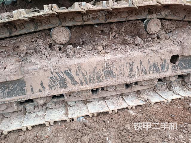 右側(cè)履帶整體（行走機(jī)構(gòu)）