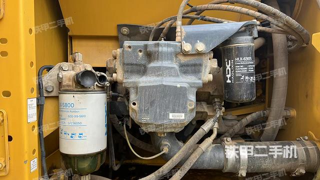 液壓泵斜45?左（大件艙室）