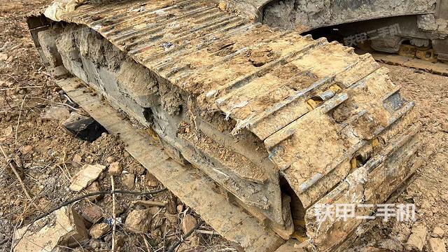 右側(cè)履帶整體（行走機(jī)構(gòu)）