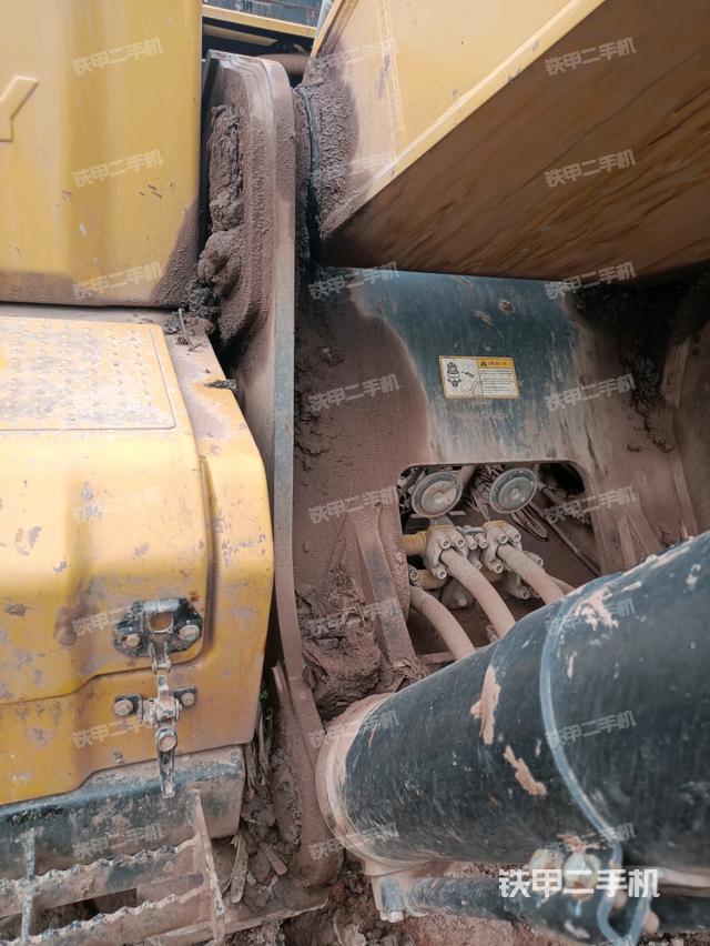 大臂根部?斜視（工作和回轉(zhuǎn)裝置）