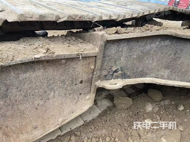 單側(cè)履帶整體（整機(jī)外觀）