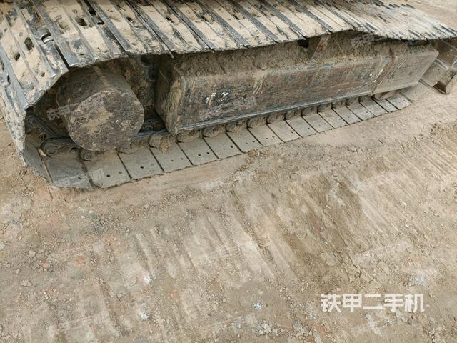 右側履帶整體?（行走機構）