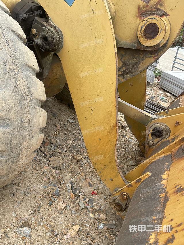 工作裝置整體（整機(jī)外觀及大件）