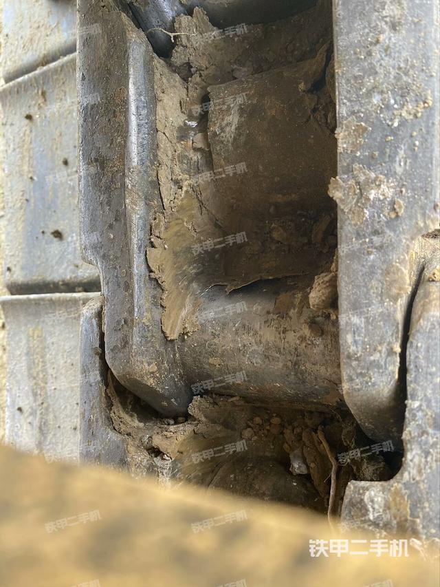 右驅(qū)動(dòng)輪(行走機(jī)構(gòu)) 右驅(qū)動(dòng)輪(行走機(jī)構(gòu))