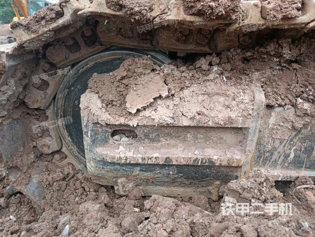 左托鏈輪和鏈筋（行走機(jī)構(gòu)）