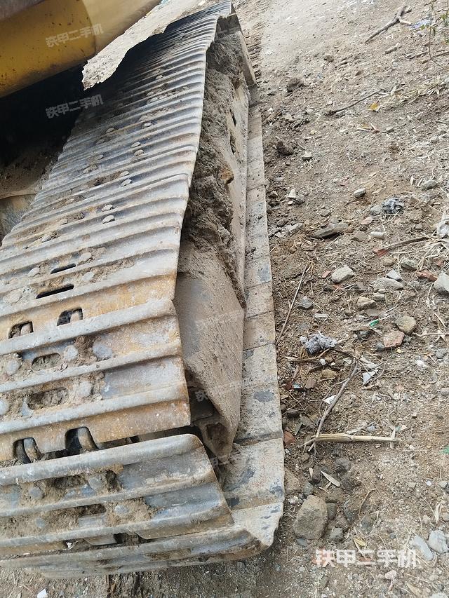 单侧履带整体（整机外观）