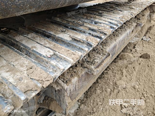 單側履帶整體(整機外觀) 單側履帶整體(整機外觀)