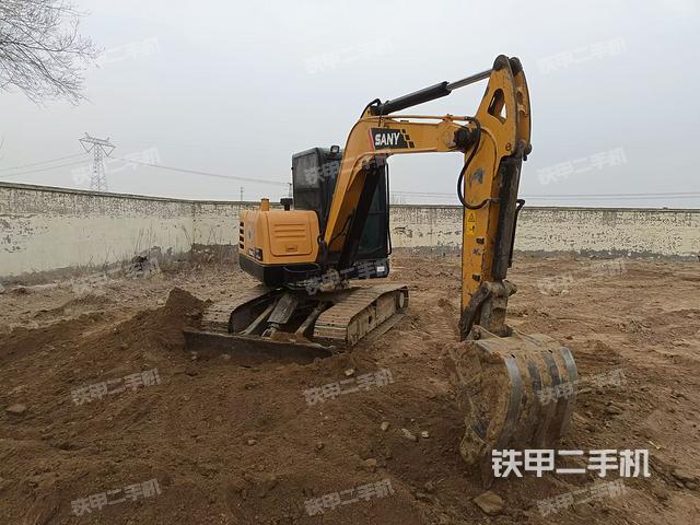 整機右后45°(整機外觀) 整機右后45°(整機外觀)