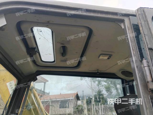 頂棚整體（駕駛室部分）