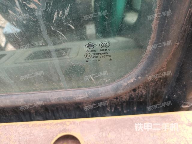 后窗玻璃角標(biāo)（駕駛室部分）