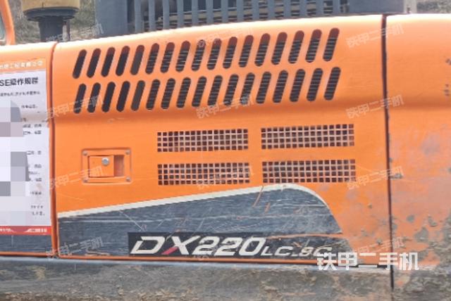 散熱器正面（大件艙室）