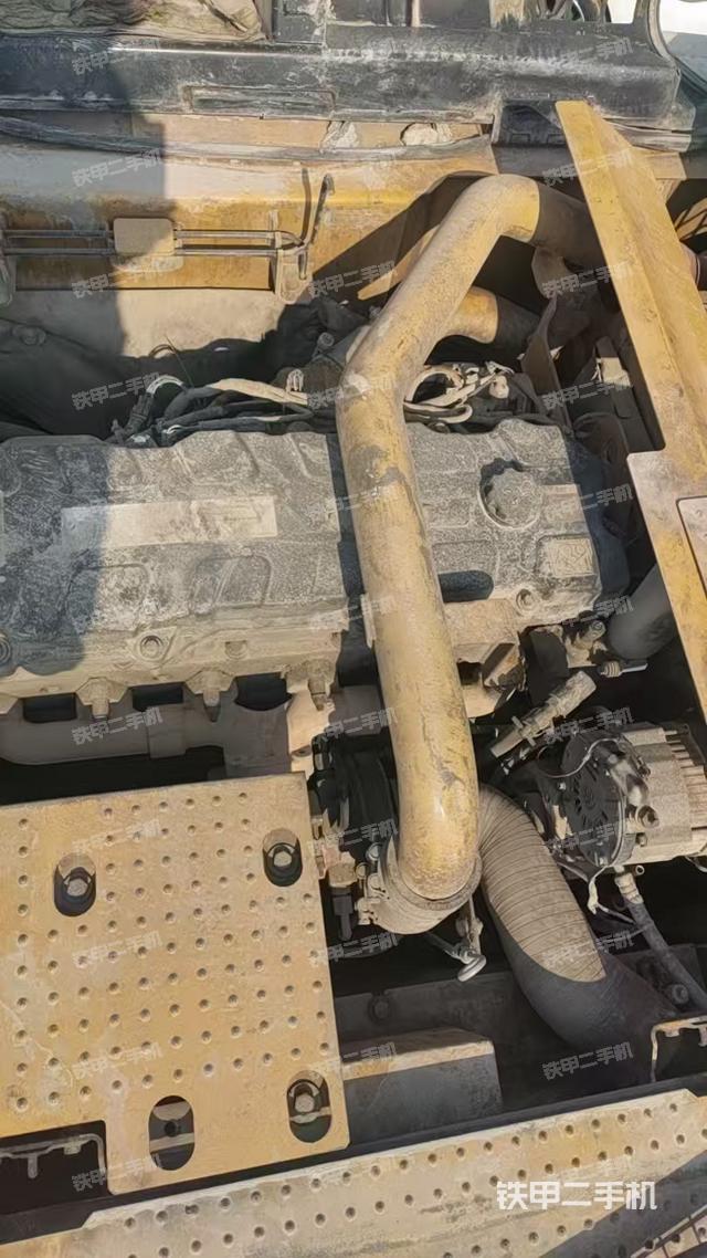 發(fā)動(dòng)機(jī)整體俯視（整機(jī)外觀）