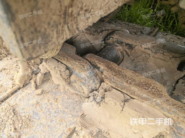 右導(dǎo)向輪(行走機構(gòu)) 右導(dǎo)向輪(行走機構(gòu))