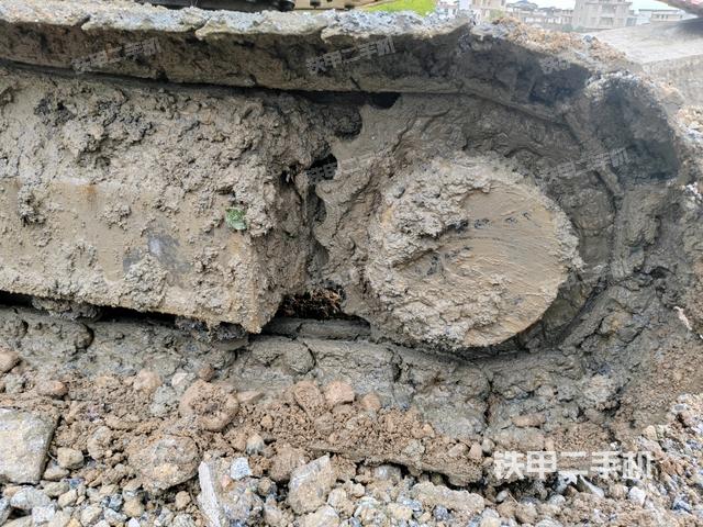 左導(dǎo)向輪（行走機(jī)構(gòu)）