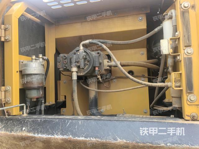 液壓泵室(大件艙室) 液壓泵室(大件艙室)
