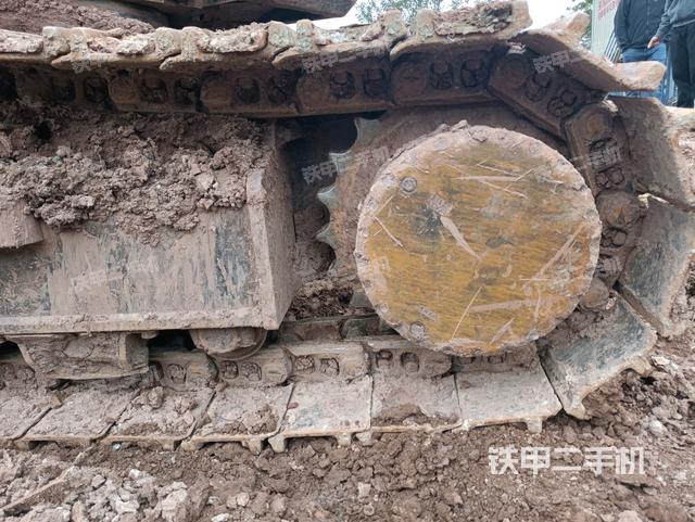 右導(dǎo)向輪（行走機(jī)構(gòu)）