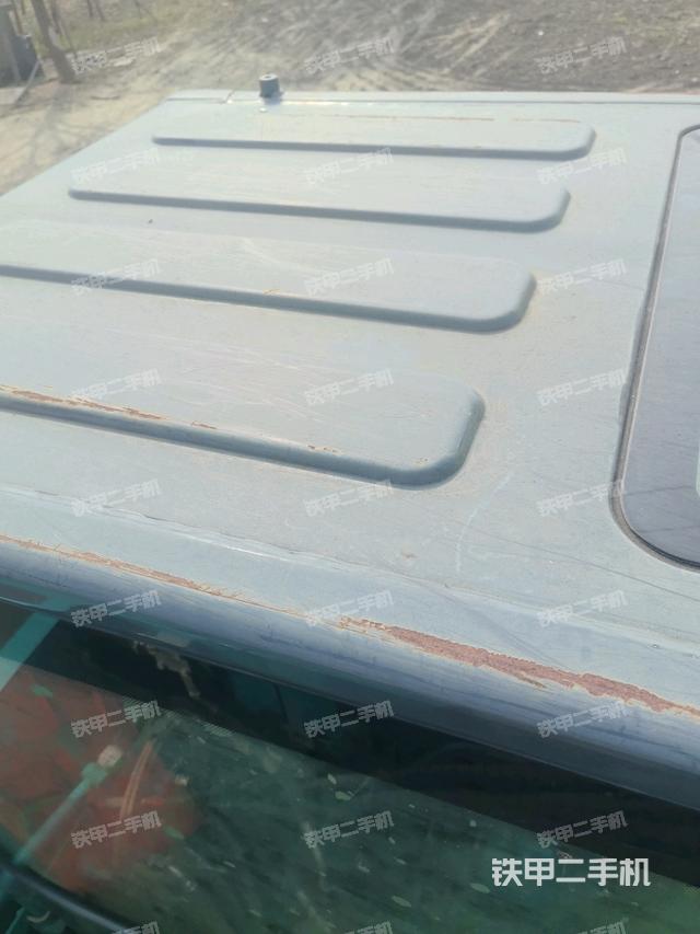駕駛室頂部俯視(上車部件) 駕駛室頂部俯視(上車部件)