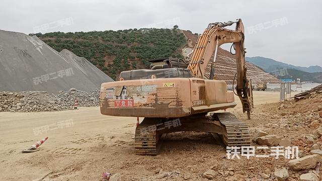 整機右后45°（整機外觀）