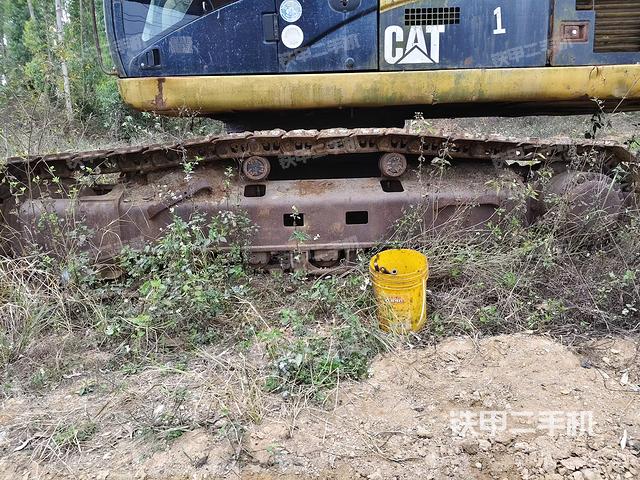 驾驶室整体（整机外观）