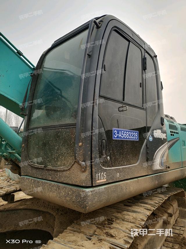 駕駛室整體（整機(jī)外觀）