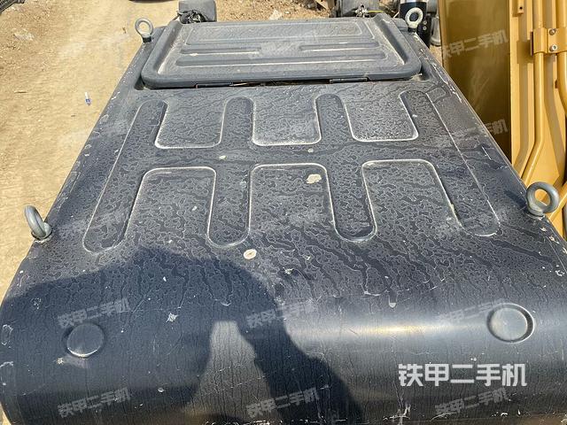 駕駛室頂部俯視(上車部件) 駕駛室頂部俯視(上車部件)