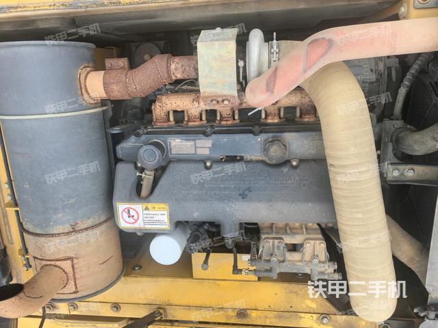中央回轉(zhuǎn)接頭特寫(上車部件) 中央回轉(zhuǎn)接頭特寫(上車部件)