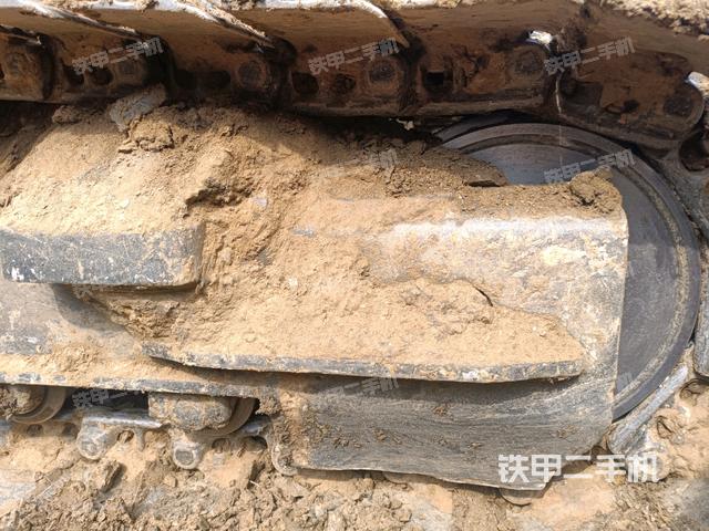 左驅(qū)動(dòng)輪（行走機(jī)構(gòu)）