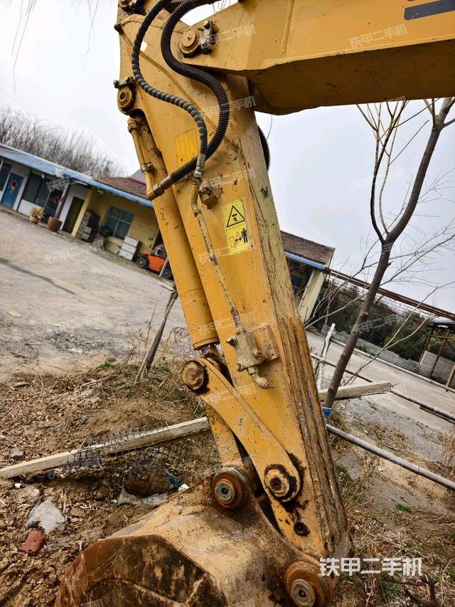 小臂整體左后（工作和回轉(zhuǎn)裝置）