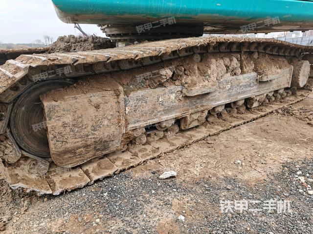 右驅(qū)動(dòng)輪（行走機(jī)構(gòu)）