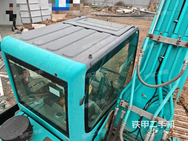 駕駛室頂部俯視（上車部件）