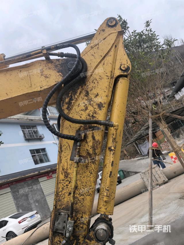 小臂整體右前(工作和回轉(zhuǎn)裝置) 小臂整體右前(工作和回轉(zhuǎn)裝置)